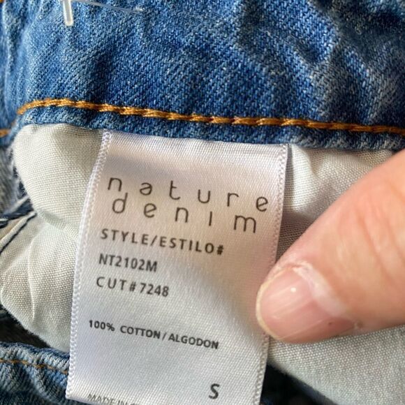 Nature Denim distressed cut off Jean Shorts 2 - Picture 6 of 8